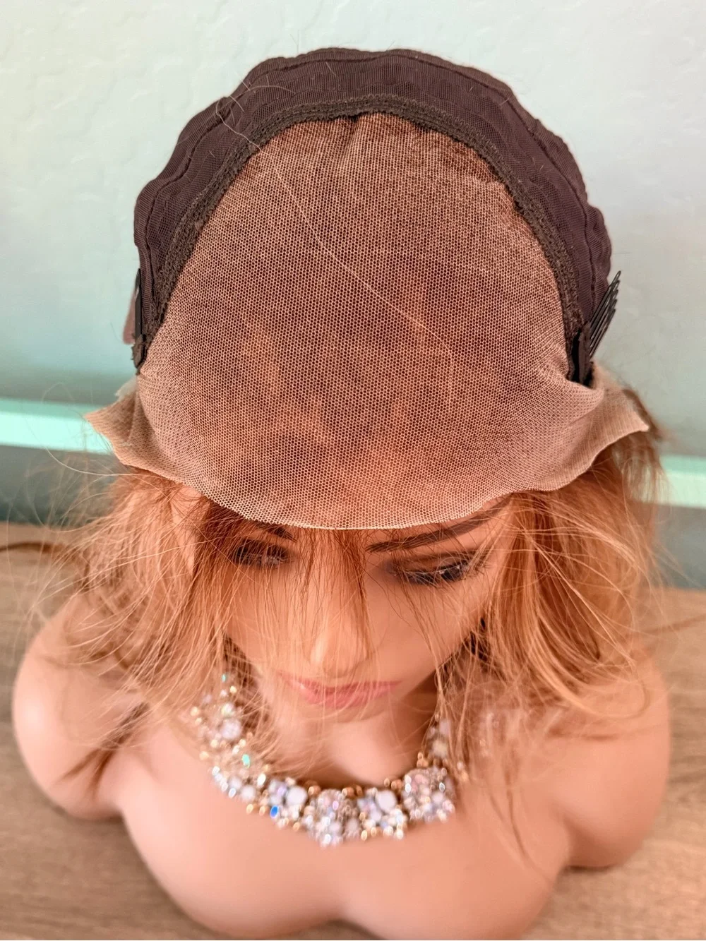 Aisom A47 Natural Auburn Layered sy Wig - Warm Copper with Highlights